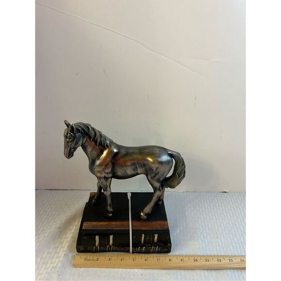 Horse bookend (loose books) 8"x5"x12" - Picture 1 of 3